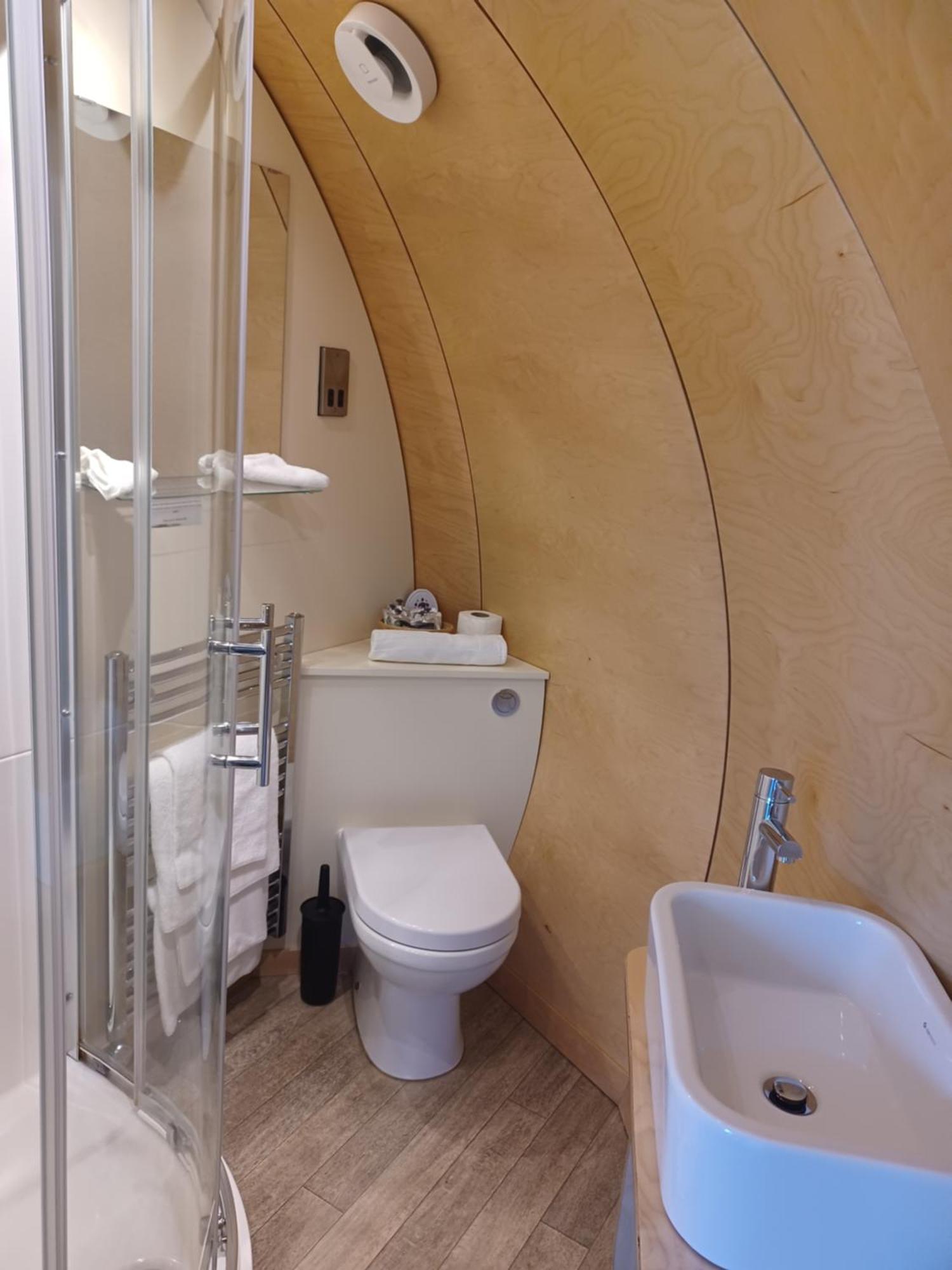 Glenarm Castle Ocean View Pods Otel Dış mekan fotoğraf